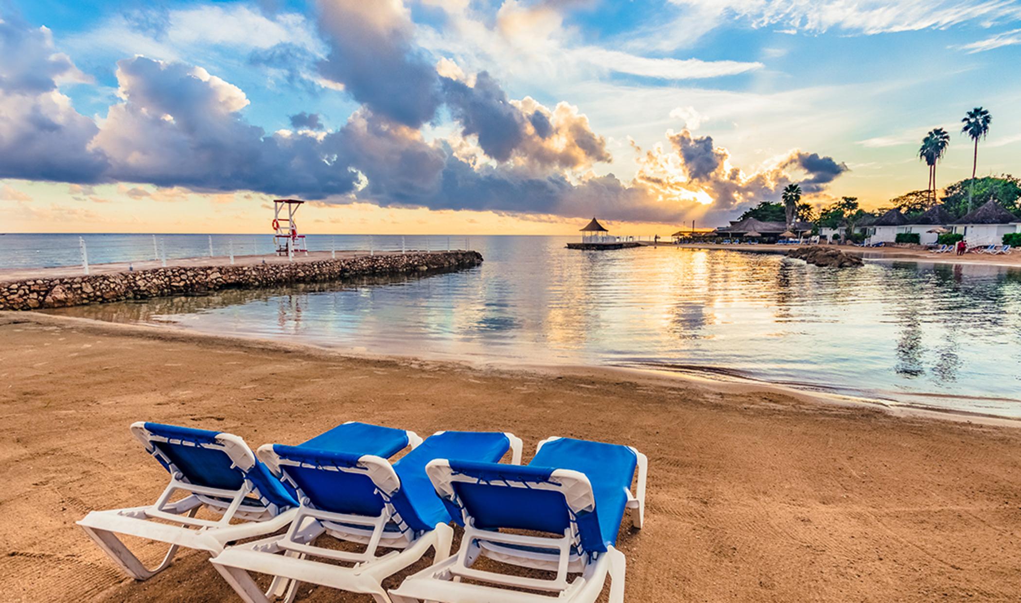Decameron Club Caribbean Runaway Bay, Ramada All-Inclusive Resort Екстер'єр фото