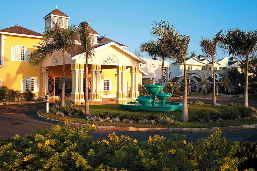 Royal Decameron Club Caribbean Resort Раневей-Бей Екстер'єр фото